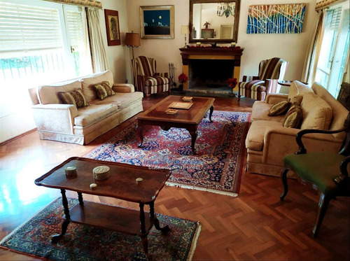 Casa En Venta En Carrasco Sur, Irazabal Propiedades