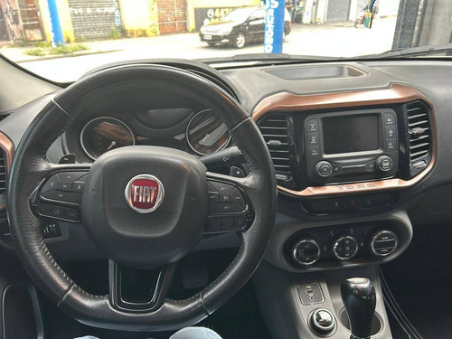 Fiat Toro Volcano 2.4 16V Flex Aut.