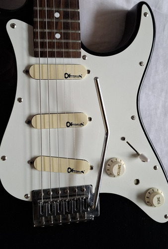 Guitarra Charvel Cx 291 Japonesa Diestro Negro Palisandro (Usado)