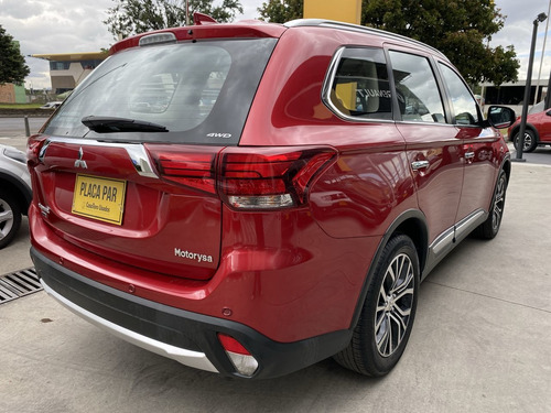 Mitsubishi Outlander At 2019 3000cc
