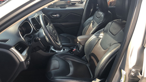 Imagen 13 de 15 de Jeep Cherokee 2017 2.4 Limited Plus At