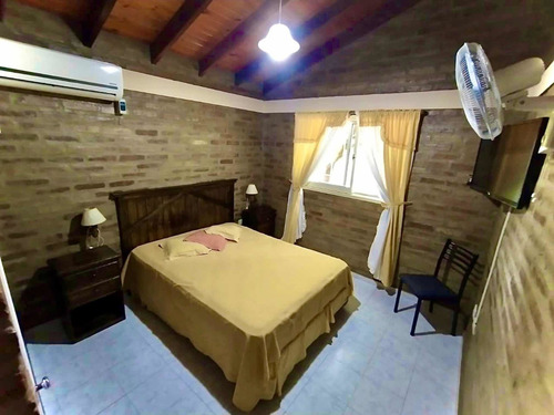 Imagen 5 de 14 de Alquiler De Cabaña En Mina Clavero - El Duende Azul -pileta
