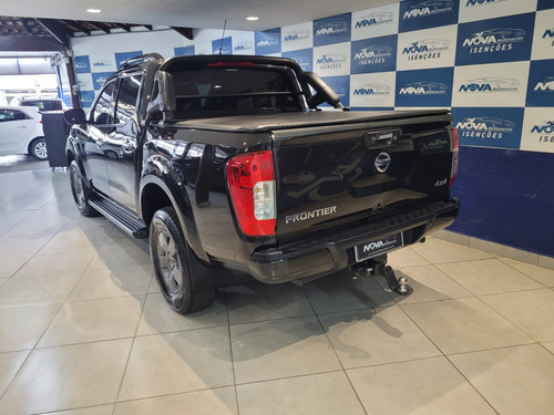 Nissan Frontier 2.3 Attack Cab. Dupla 4x4 Aut. 4p