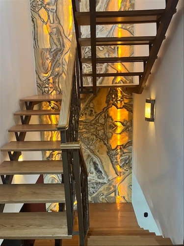 Imagen 13 de 30 de Preciosa Residencia Con Jardín, Elevador, Sauna Y Acabados De Lujo