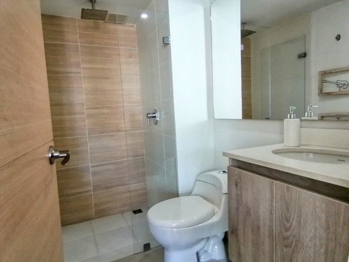 Imagen 7 de 13 de Venta Apartamento Sector Loma De Los Bernal Área 84.5 Mt P.16