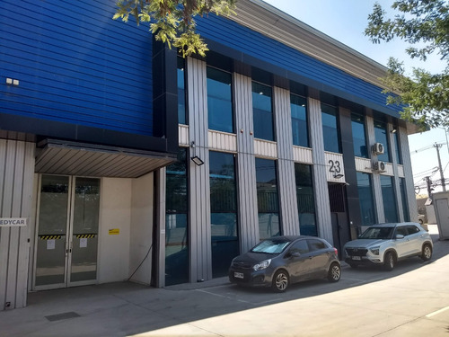 Gran Bodega En Condominio De Bodegas A Pasos De Vespucio