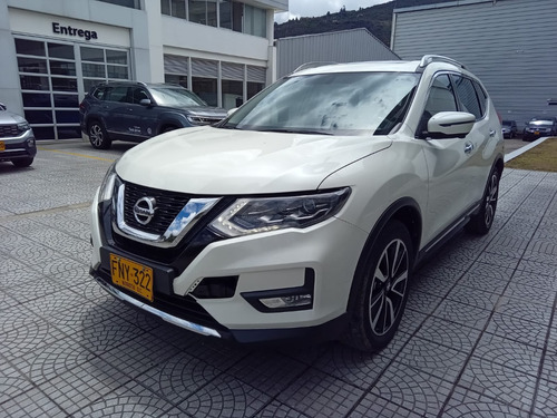 Nissan   X-trail T32 Exclusive Aut Techo 4x4 Cuero 7psj