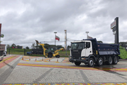 Scania G440 2018 - 8x4 - Caçamba Rossetti 18m³=480,520,540