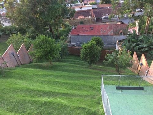 Imagen 9 de 10 de Bonita Y Confortable Quinta De Dos Plantas, Impecable. Areas Sociales, Bella Vista, Internet, Colina De Carrizal, La Loma.
