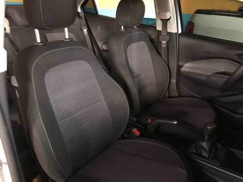 Imagem 8 de 13 de Chevrolet Prisma 1.0 Mpfi Joy 8v Flex 4p Manual