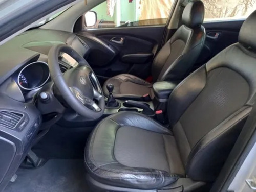 Imagem 5 de 8 de Hyundai Ix35 2012 2.0 Gls 2wd Flex 5p