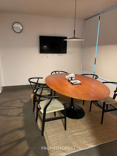 Depto En Venta De 4 Dorm. En Las Condes 800mts Jardin Propio