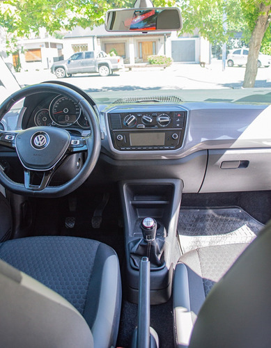 Imagen 15 de 19 de Volkswagen Cross Up 1.0