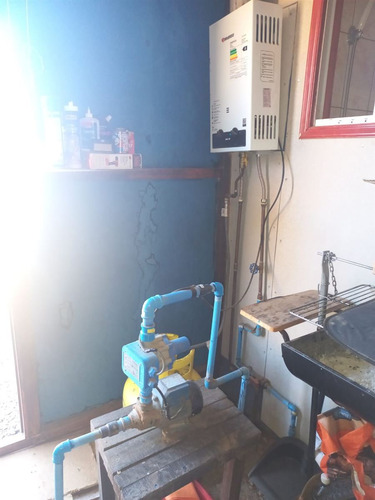 Se Vende Terreno De 5567 Mts2 Con Casa, 3 Dorm. 2 Baños.