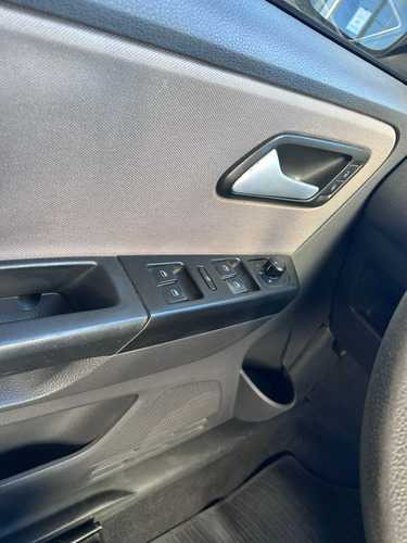 Volkswagen Suran 1.6 Imotion Trendline 11b