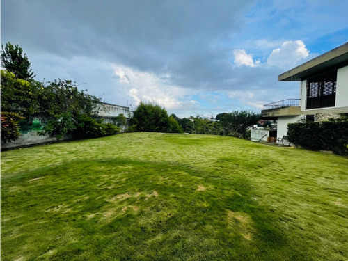 Se Vende Casa 540m2 Lomas De Chuao 9842