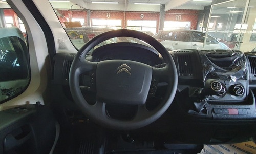 Imagen 9 de 19 de Citroën Jumper 2.2 435 L2h2 Hdi 130 Mt6