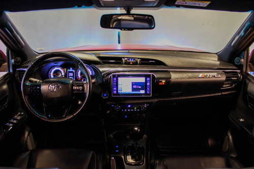 Toyota Hilux 2.8 Cd Srx 177cv 4x2 At