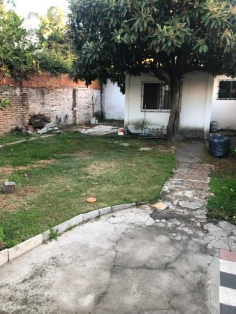 Imagen 13 de 13 de Oportunidad Casa En Banfield Con Otra Casa En El Fondo