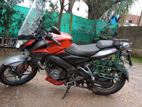 Imagen 2 de 6 de Bajaj Rouser Ns 200