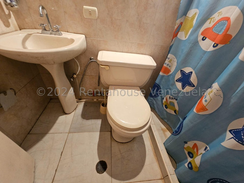 Hemrosa Casa En Venta Con Excelente Distribucion Urb Privada Villa Ingenio Ii La Morita 4 Habitaciones Patio Estacionamiento Estef 24-20481