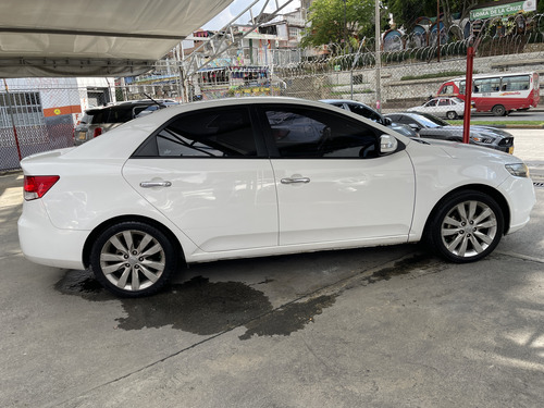 Kia Cerato Forte 1.6 At 1600cc 2ab Abs