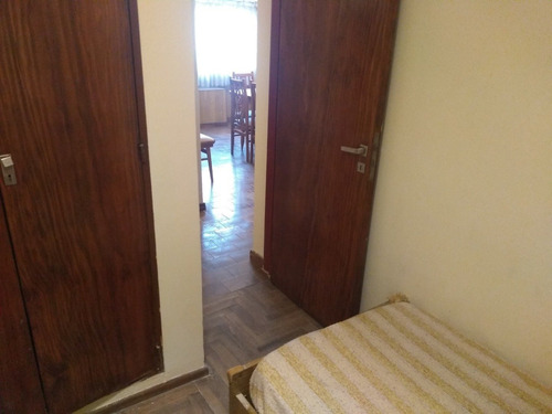 Imagen 19 de 30 de Departamento De 3 Ambientes La Perla Yrigoyen Al 1000