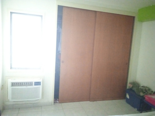 Imagen 9 de 11 de Apartamento En Venta Res. Jade. Av. Bolívar. Maracay