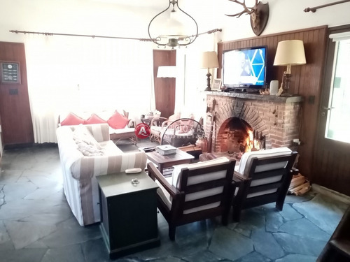 Casa En Punta Del Este, Mansa- Ref: 6820