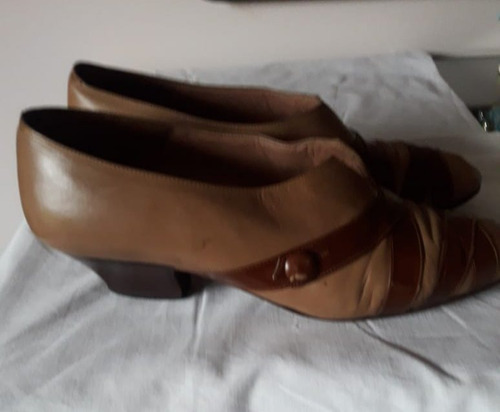 Zapato De Mujer Beige-tostado. N. º 36