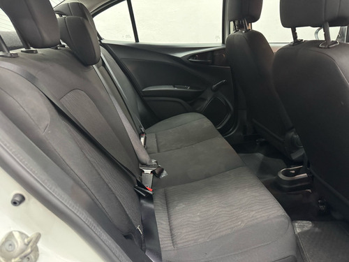 Fiat Cronos 1.0 Flex 4p