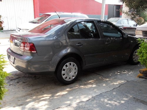 Imagen 11 de 15 de Volkswagen Jetta Clásico 2014 2.0 Cl Team Mt