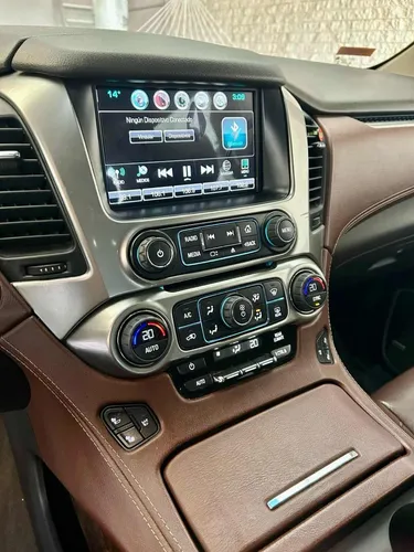 Chevrolet Suburban 5.4 Premier Piel 4x4 At
