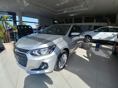 Imagen 4 de 8 de Chevrolet Onix Plus Lt Tech