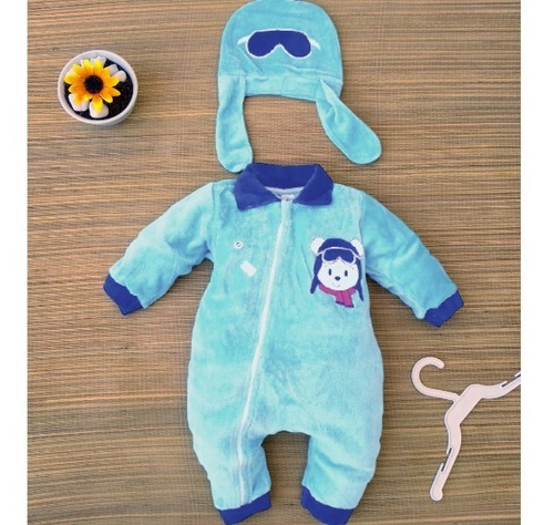Imagem 3 de 4 de Macacão De Plush Bebê Aviador Com Gorro Touca De Piloto