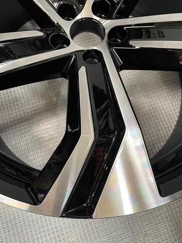 Roda Original Volvo Xc90 R-desing Geartronic 2022/23 Aro 22 (Usado)