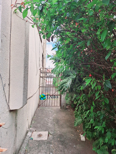 Vendo Casona De Época 4 Dorm,2 Cocinas,3 Baños 2 Plantas. Sobre Avenida Lezica Gran Padrón De 1.100 M2, Barrio Colon