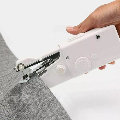 Imagen 4 de 10 de Maquina De Coser Mini Compacta Portatil Manual A Pilas Atrix