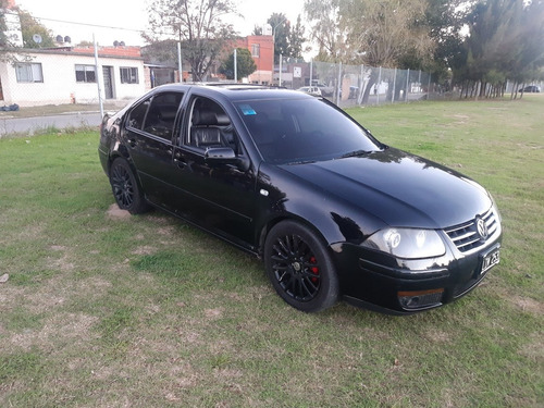 Volkswagen Bora 1.8 Highline T 180cv Cuero 2012