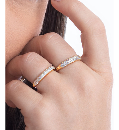 Anel Pavê Em Ouro 18k Com 61 Pontos De Diamante Aro 18
