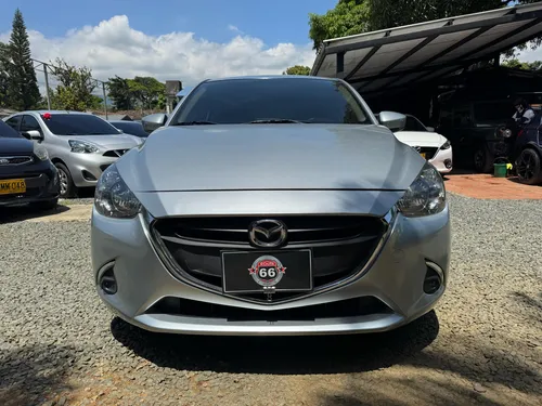 Mazda 2 Touring 2019
