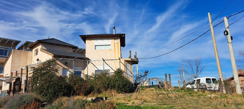 Casas En Venta - 3 Dormitorios 2 Baños - 1.200mts2 - Sierra De La Ventana, Tornquist
