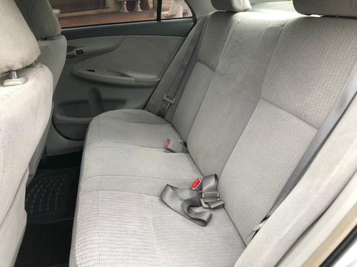 Imagem 5 de 10 de Toyota Corolla Xli 1.8 Automático 10/11