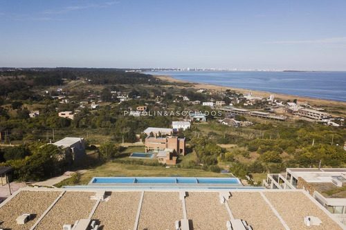 Departamento En Syrah Punta Ballena- Ref: 1840