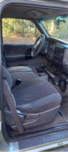 Imagen 6 de 11 de Ford Ranger 2006 3.0 Xlt I Dc 4x2