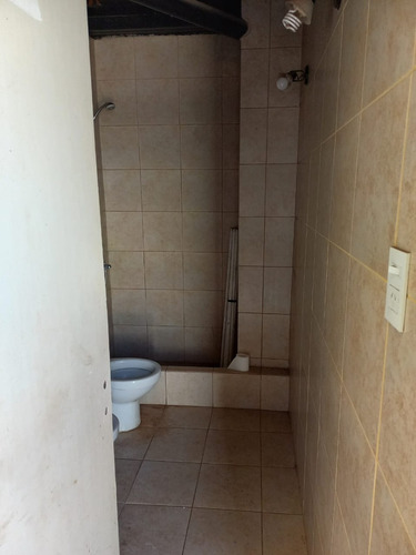 Imagen 8 de 8 de Vendo Excelente Galpon Con Departamento Interno En Zarate