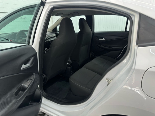 Chevrolet Onix plus 1.0 Lt 4p