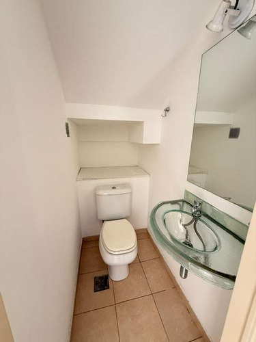 Se Vende Excelente Dpto De Un Dormitorio Y Dos Baños Estilo Duplex!!!!