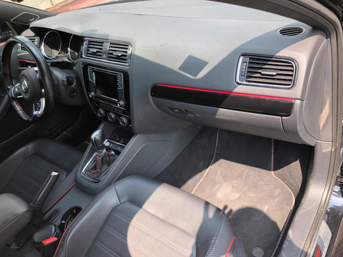 Imagen 13 de 15 de Volkswagen Jetta 2.0 Gli Dsg 2016