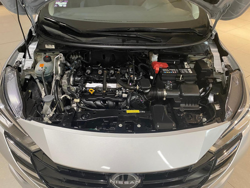 Nissan Versa 1.6 Advance Cvt